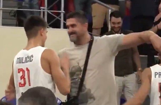 Image for Darko Miličić uleteo na teren zbog naslednika