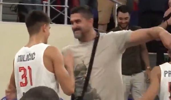 Image for Darko Miličić uleteo na teren zbog naslednika