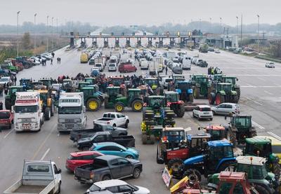 Image for Grčki poljoprivrednici blokirali granične prelaze