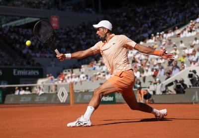 Novak oscilirao, ali pobedio