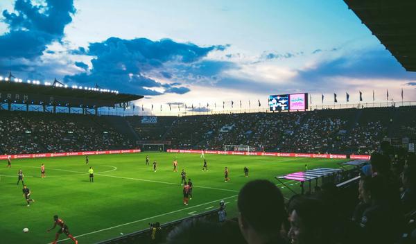 Image for Đoković ulazi u svet fudbala