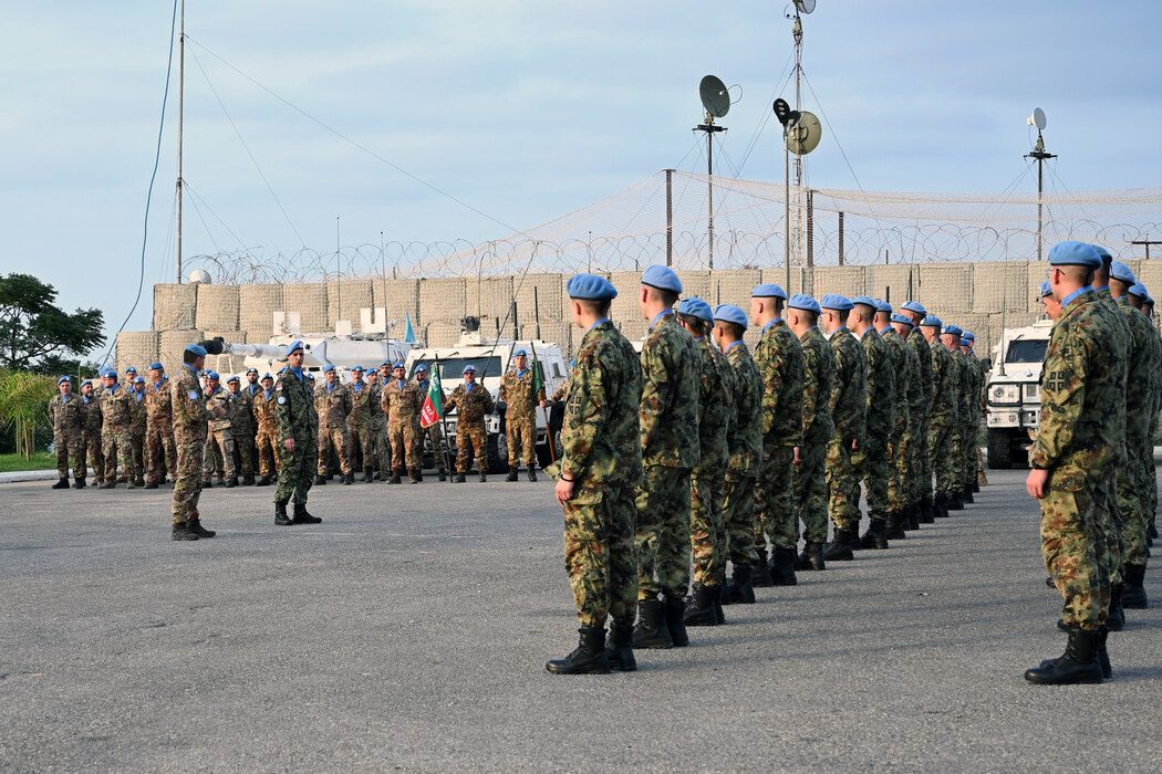 U prethodnih šest meseci, bili su angažovani u sastavu voda za zaštitu snaga u sektoru Zapad, sa zadatkom obezbeđenja baze u kojoj je smešten italijanski kontingent mirovnih snaga