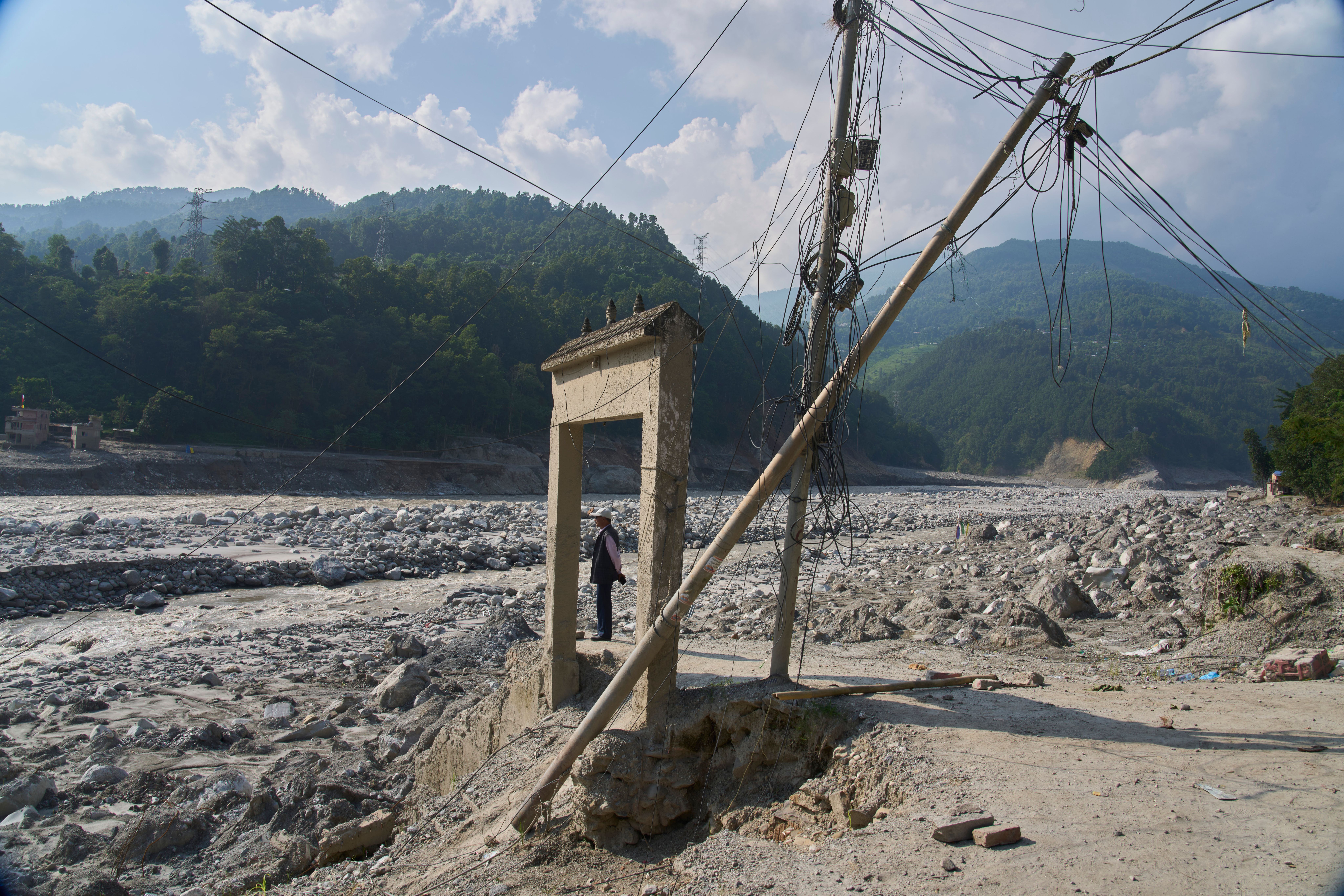 Image for Prestaje potraga za 5.285 nestalih u Nepalu