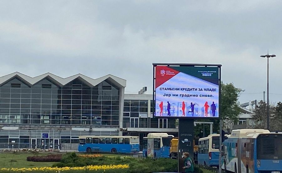 Image for Uklonjena reklama kod stanice