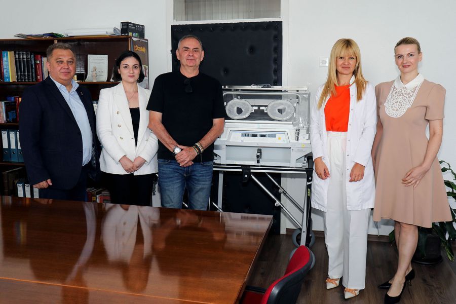 Image for Princeza donirala inkubator