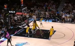 Image for Nikola Jović sjajan u pobedi Majamija (video)