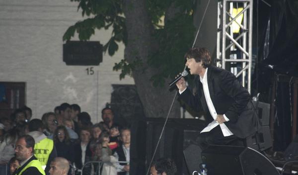 Image for Zdravko Čolić možda greškom meta bombaša