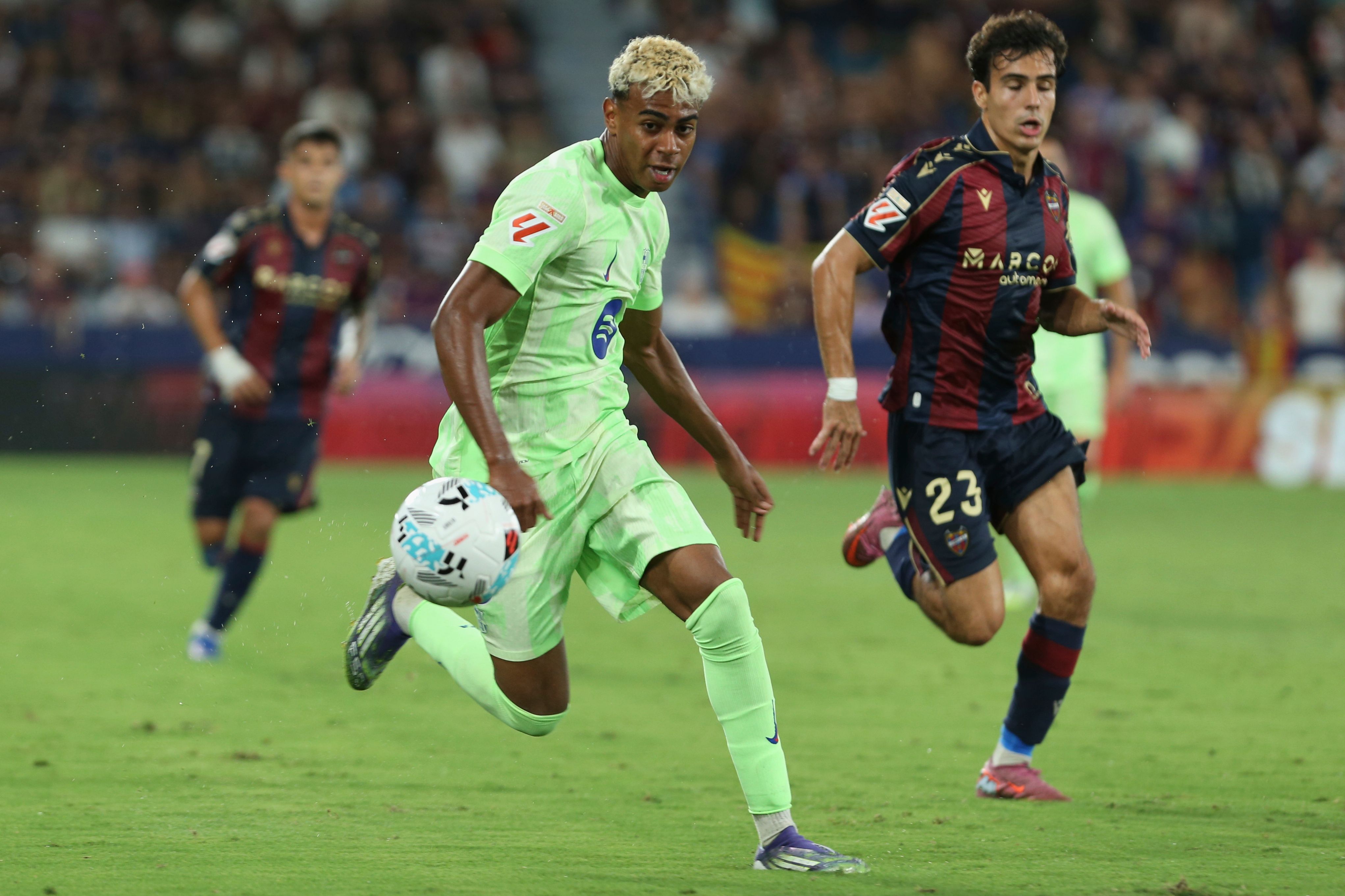 Image for Barselona autogolom do pobede nad Levanteom