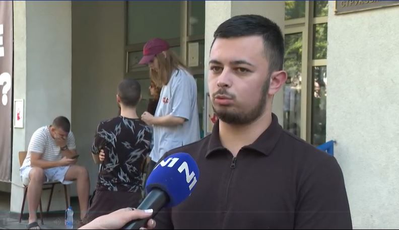 Image for Studenti izbačeni iz zgrade