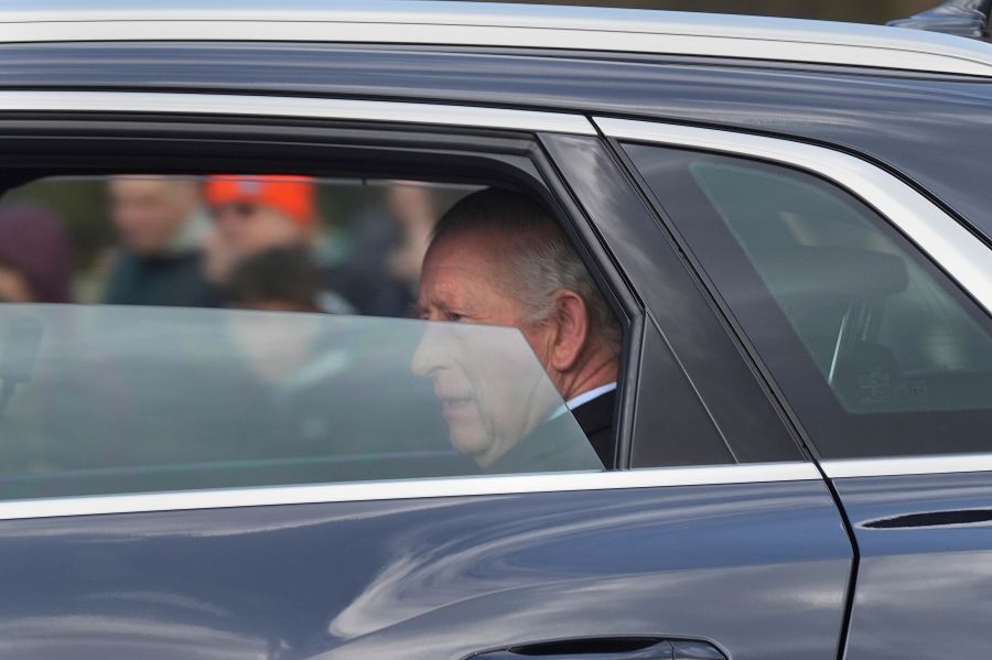 Image for Kralj Čarls otkazao obaveze