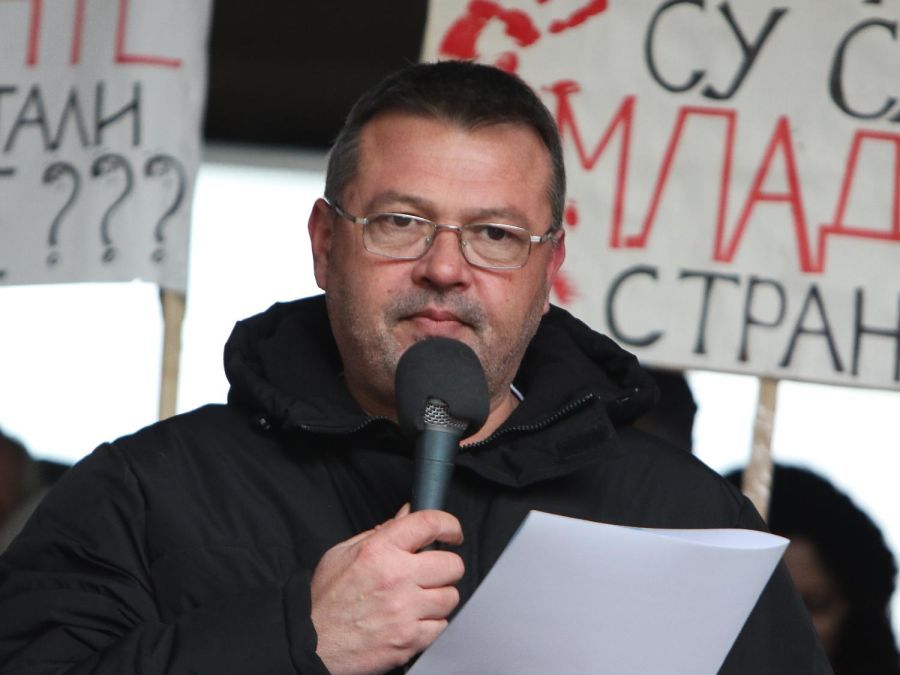 Image for Škole nastavljaju protest