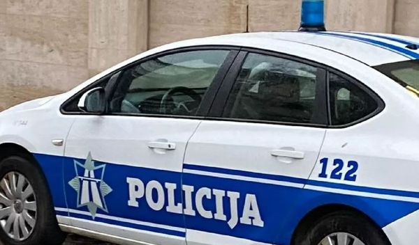 Image for U nezgodi i vozilo ministra