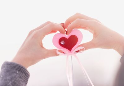 Image for Horoskop za 25. januar: Jarčevi ulaze u crveno zbog ljubavi, a oni upadaju u emotivnu krizu