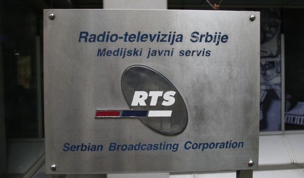 Image for Smena zbog podrške studentima