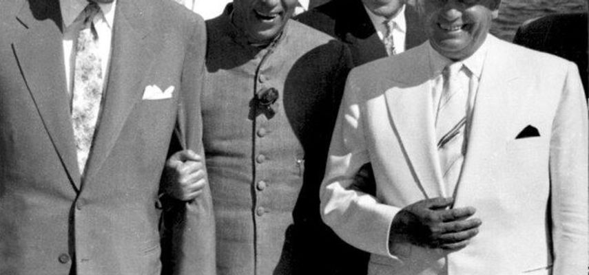Kada su 19. jula 1956. godine na Brionima Josip Broz Tito, Džavaharlal Nehru i Gamal Abdel Naser potpisali zajedničku deklaraciju, postavili su temelje politike koja će nekoliko godina kasnije prerasti u Pokret nesvrstanih