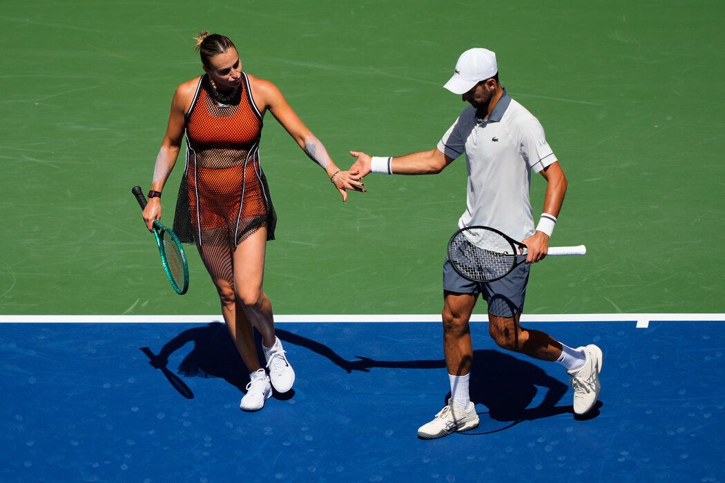 U trećem, odlučujućem setu, koji se igra na 10 poena, Đoković i Sabalenka su potpuno pali u igri i na kraju su eliminisani već na startu turnira