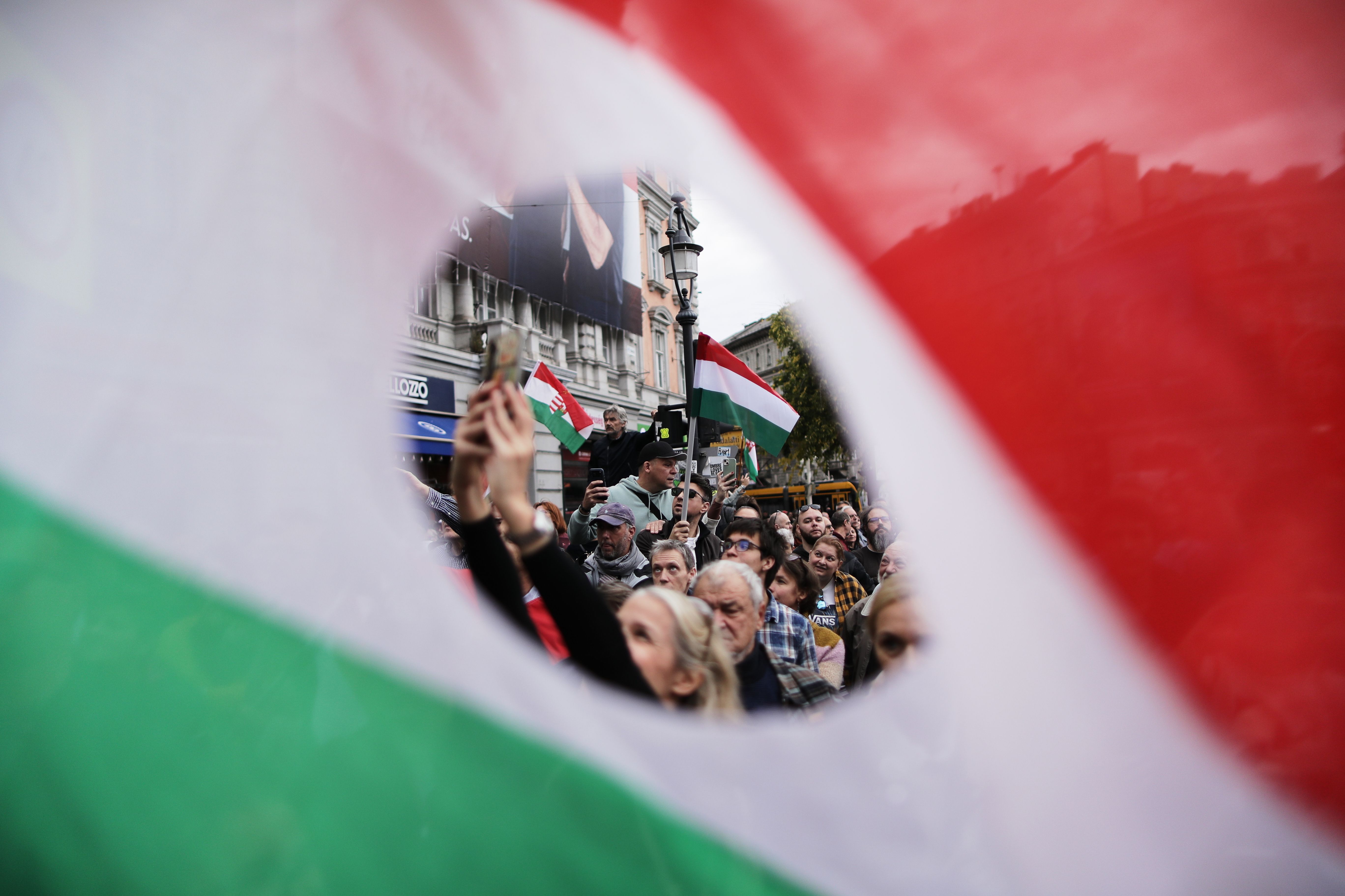 Image for Mađarska na graničnim prelazima počela primenu novog sistema ulaska u zonu Šengena