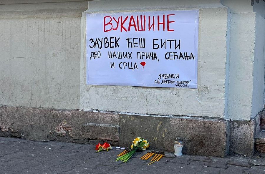 Image for Preminula 16. žrtva pada nadstrešnice