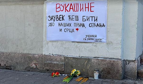 Image for Preminula 16. žrtva pada nadstrešnice