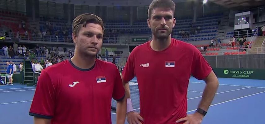 Miomir Kecmanović i Stefan Latinović, prvi put zajedno na terenu, savladali su Edasa Butvilasa i Viliusa Gaubasa rezultatom 2:1, po setovima