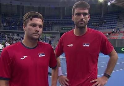 Miomir Kecmanović i Stefan Latinović, prvi put zajedno na terenu, savladali su Edasa Butvilasa i Viliusa Gaubasa rezultatom 2:1, po setovima