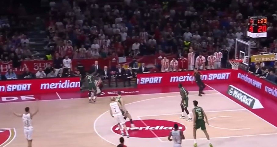 Image for Sedma uzastopna pobeda Zvezde i prvo mesto na tabeli Evrolige (video)