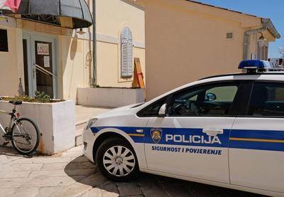 Image for Bračni par dve godine držao muškarca kao roba