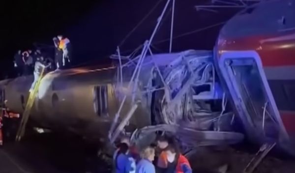 Image for U sudaru vozova u Španiji poginulo 39 osoba