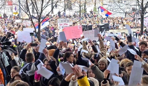 Image for Studenti uzdrmali javnu scenu