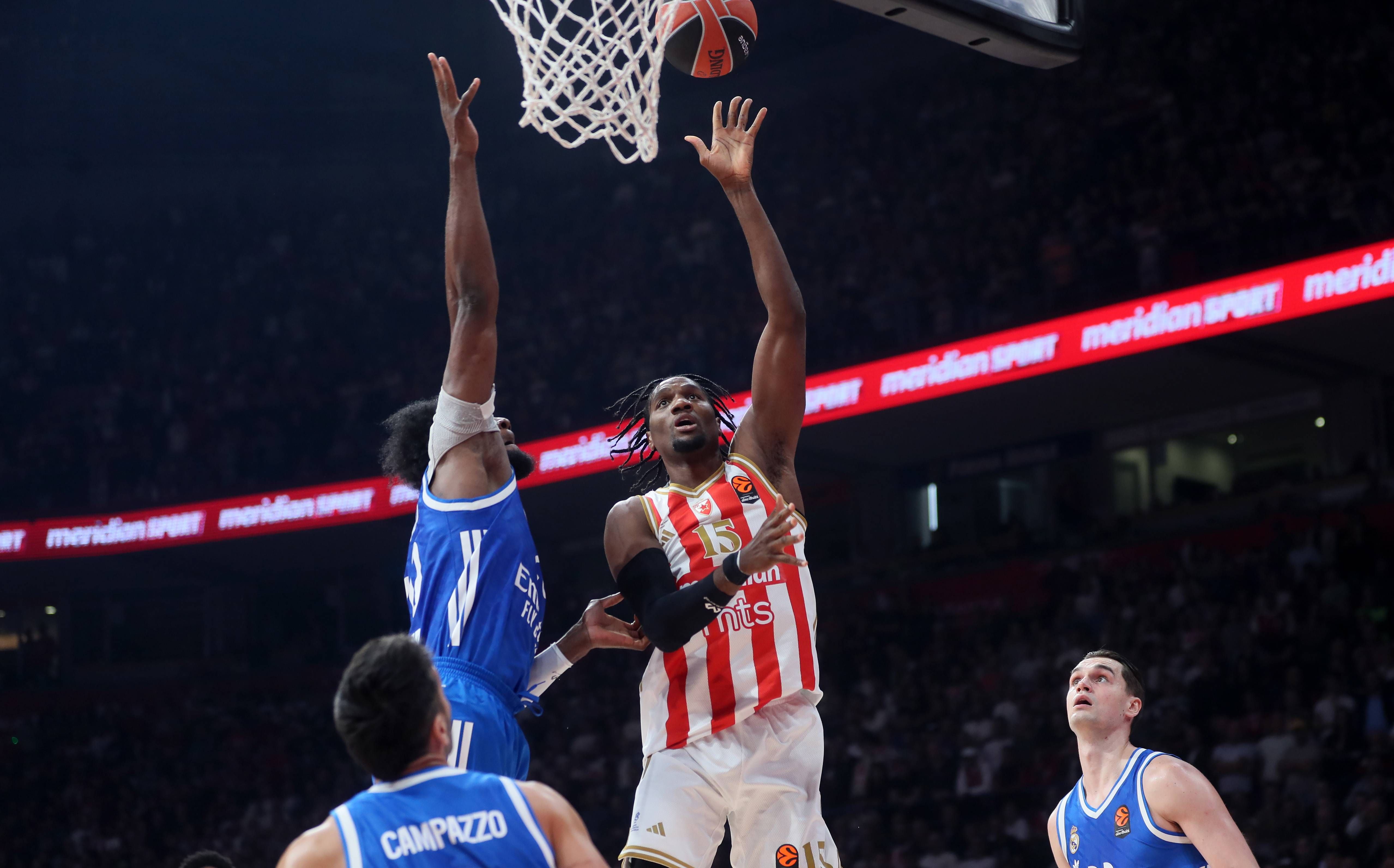 Image for Košarkaši Crvene zvezde pobedili Real Madrid u Evroligi (video)