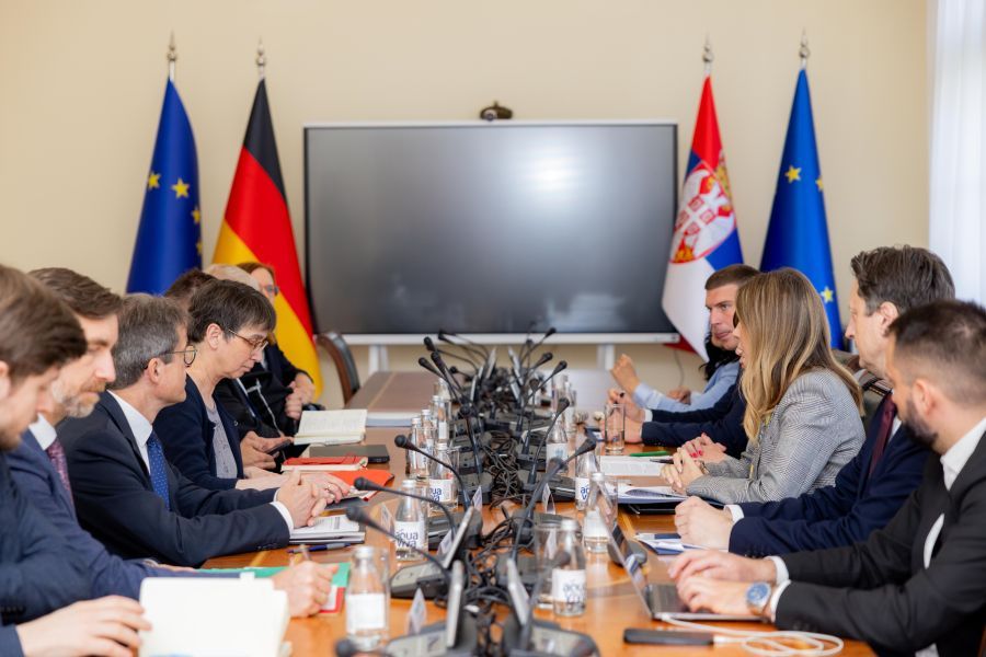 Image for Dosledna podrška Nemačke