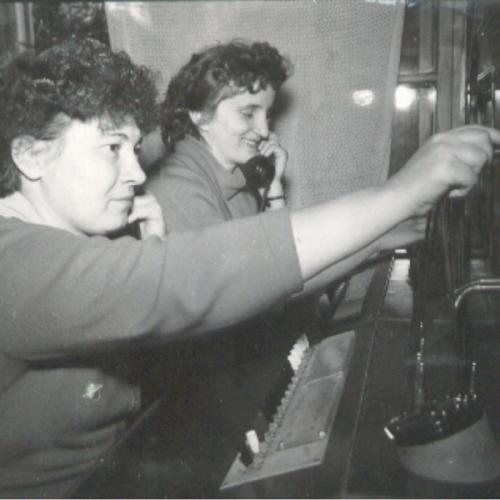 Image for Pozvati Pariz ili Rim – preko telefonistkinja međunarodne centrale PTT