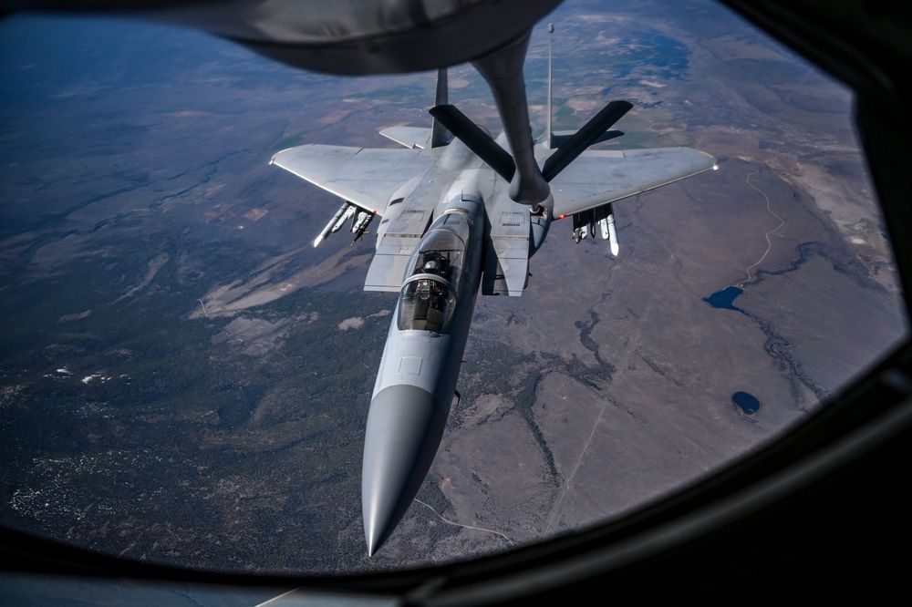 Image for Četvoro mrtvih u padu aviona-cisterne