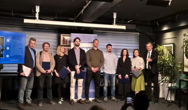 Image for Nagrada Aleksi Tešiću