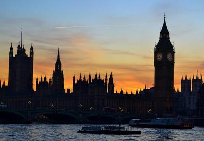 Image for Skandal koji je gurnuo Britaniju u politički haos