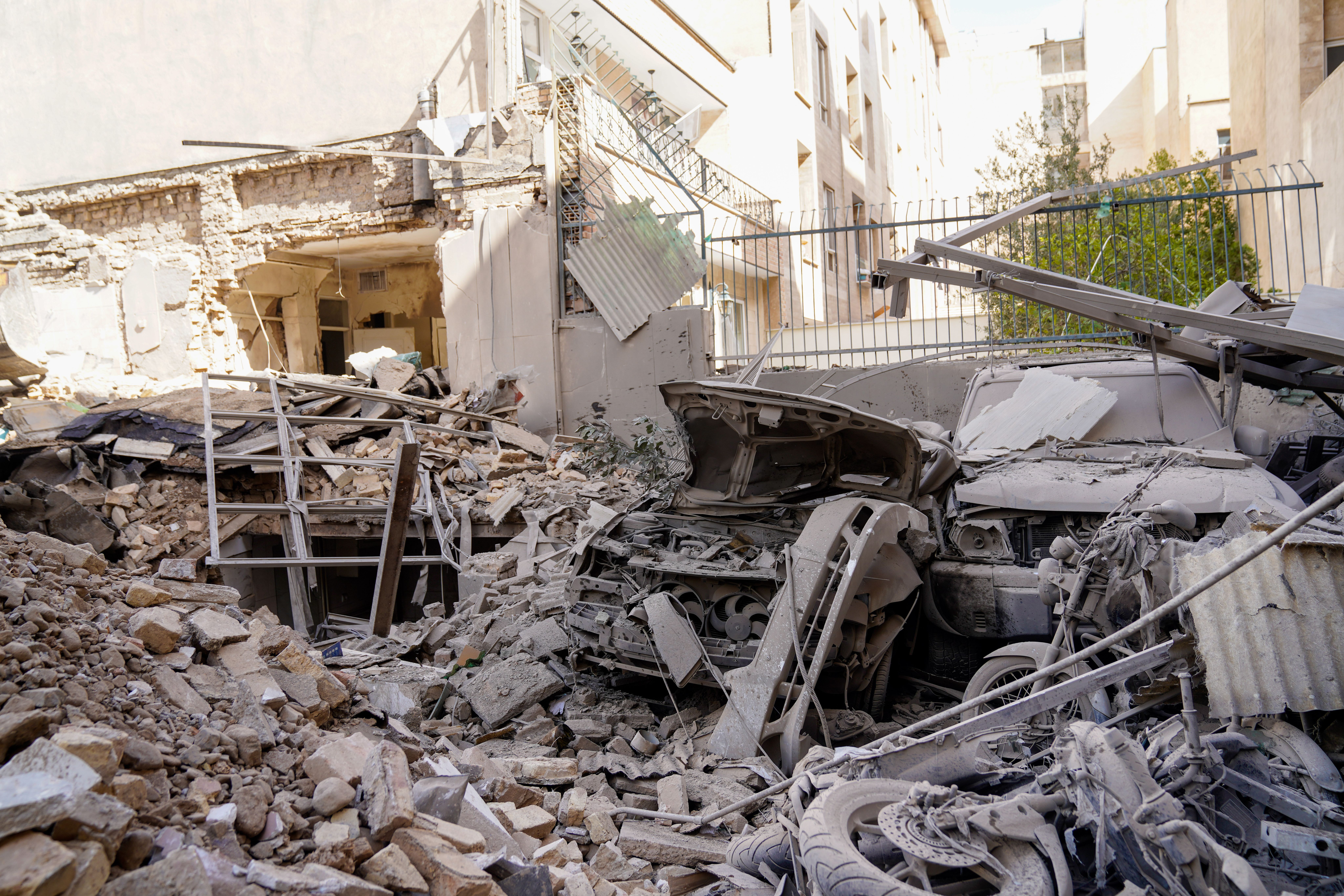 Image for Više od 200 mrtvih u američko-izraelskim napadima na Iran