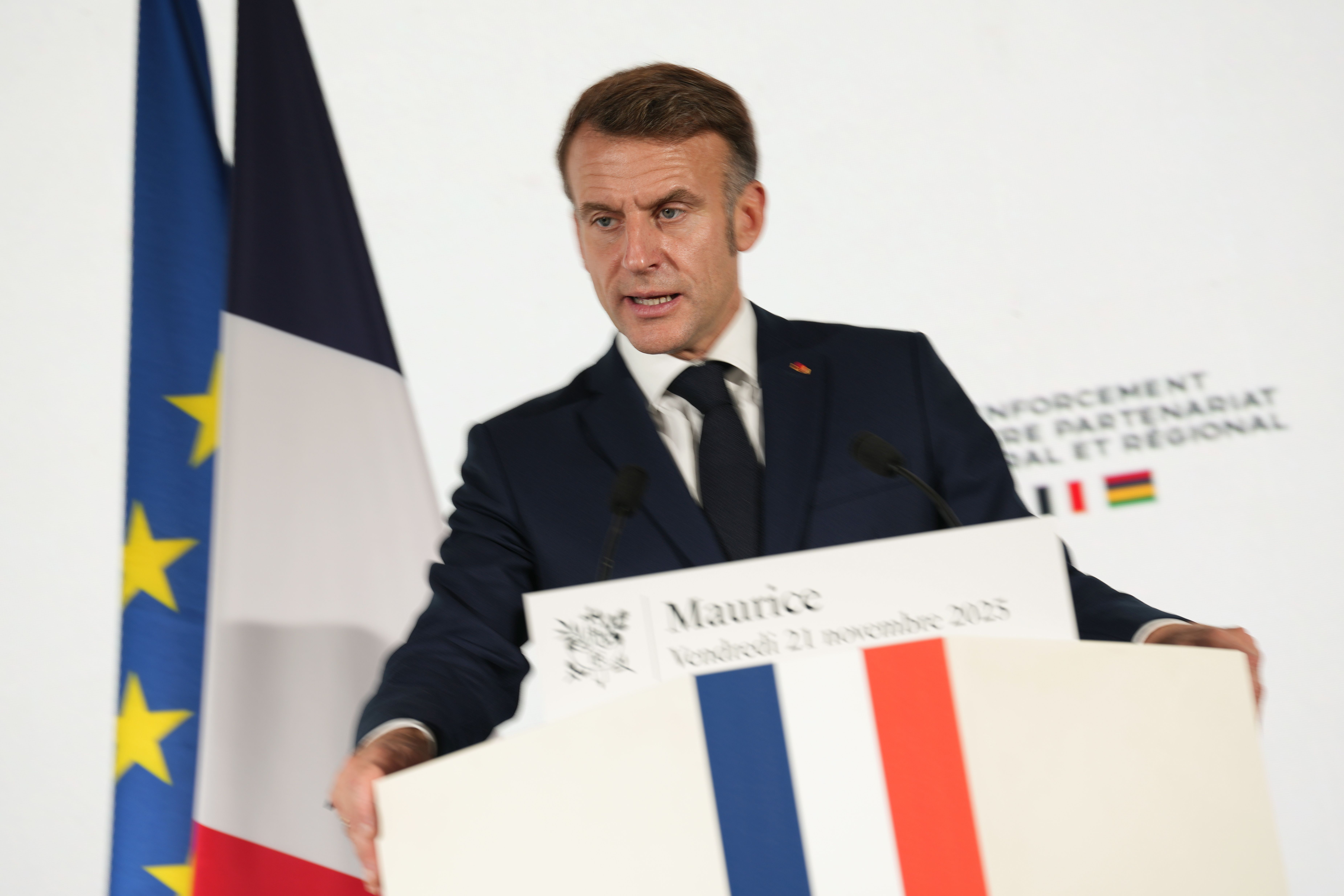 Image for Makron za RTL: Na Evropljanima je da odluče šta će sa zamrznutom ruskom imovinom