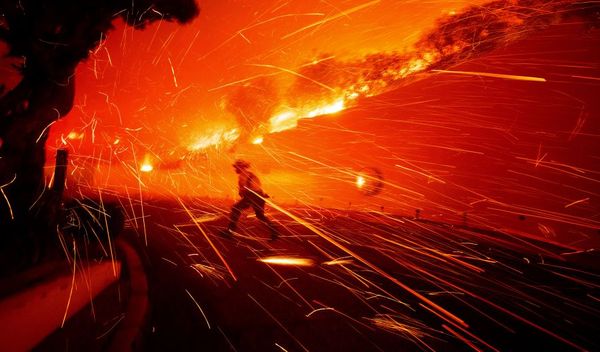 Image for Šestoro stradalih u požaru