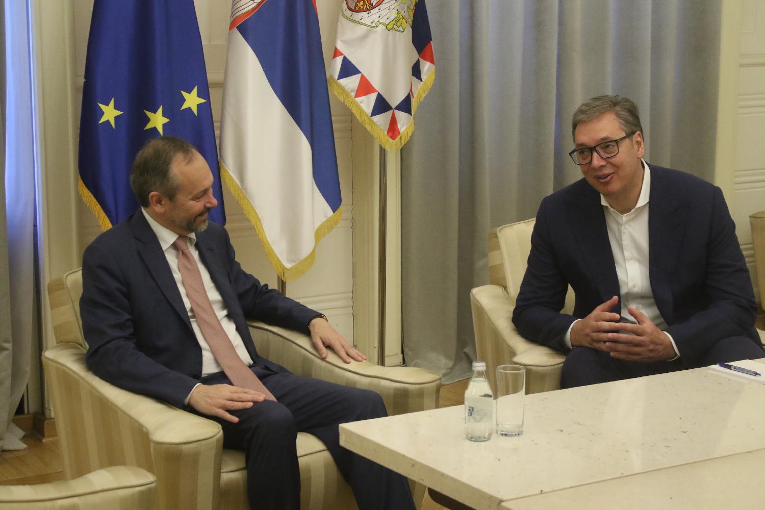 Image for Oproštajna poseta Žiofrea