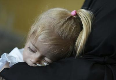 Image for Tinejdžeri u Grčkoj preterano koriste mobilne telefone,2050. će 70 odsto dece u Evropi imati miopiju