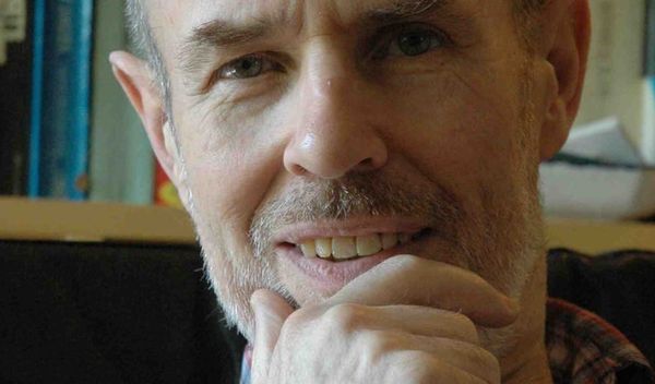 Autor britanskog porekla, koji je najveći deo profesionalnog veka proveo u Beogradu, izgradio je opus koji i danas deluje iznenađujuće savremeno