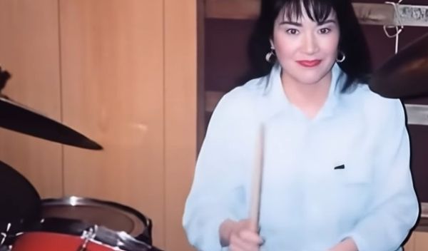 Image for Sanae Takaiči – prva premijerka Japana, „čelična dama“ koja svira bubnjeve