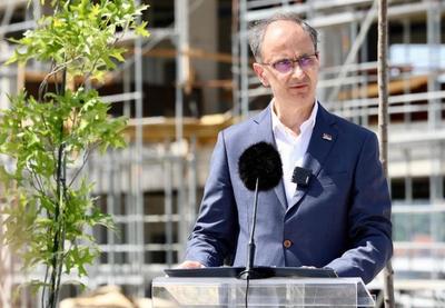 Image for Istorijska odluka za Srbiju