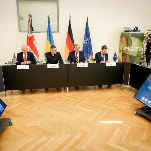 Image for Ukrajini do kraja godine vojna pomoć od 60 milijardi dolara