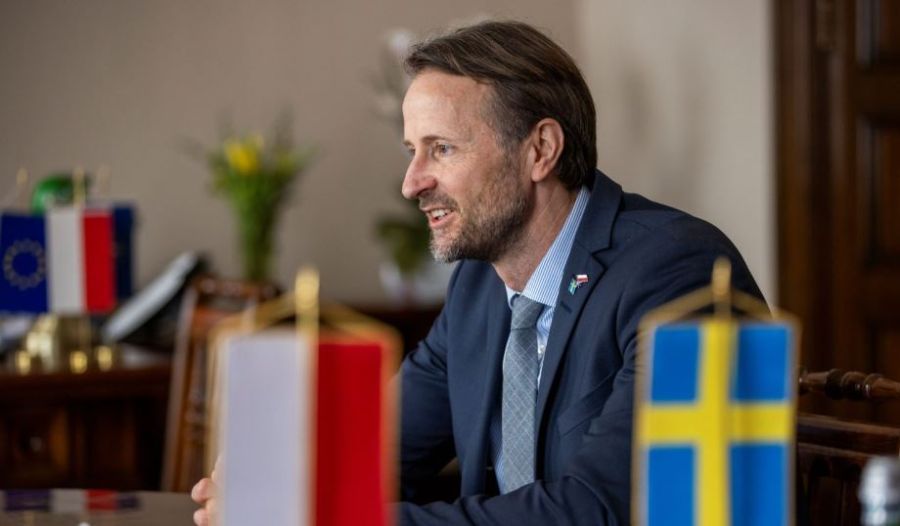 Image for Fon Bekerat umesto Žiofrea