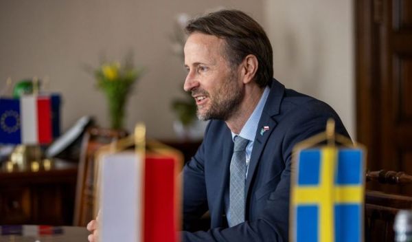 Image for Fon Bekerat umesto Žiofrea