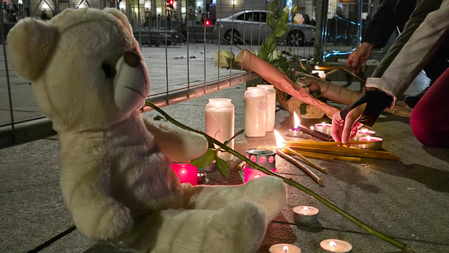 Image for Sveće povodom napada u Zagrebu