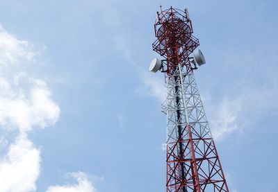 Image for Bez potrebe za studijom uticaja za baznu stanicu na hotelu Crowne Plaza