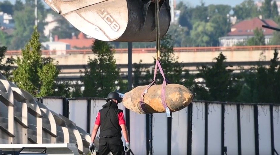 Image for Uklonjena avio-bomba kod Beograda na vodi