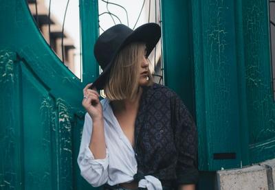 Image for Horoskop za 4. decembar: Emocije pucaju, tajne izlaze na videlo